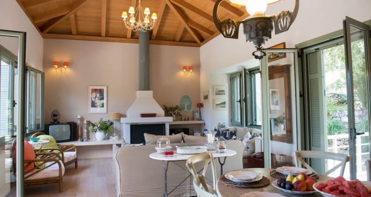 La Casa Rosa⎟Unique & Gorgeous stylish Villa in Agios Nikitas